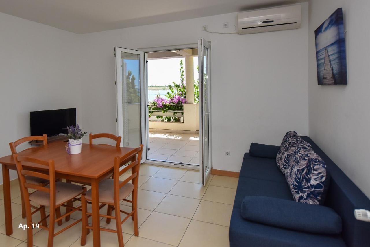 Apartments Bella Sky نوفاليا المظهر الخارجي الصورة