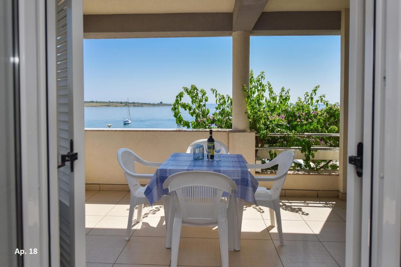 Apartments Bella Sky نوفاليا المظهر الخارجي الصورة